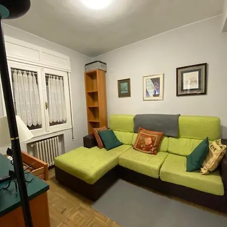 Ps 49 - 3 En Appartement *